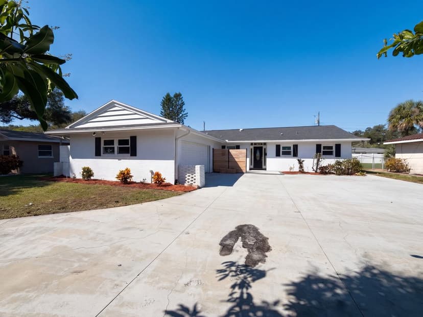 2645 Roy Hanna Dr S