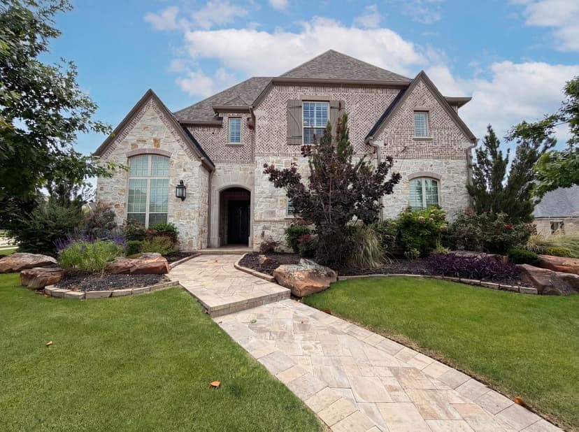 820 Hawk Wood Ln