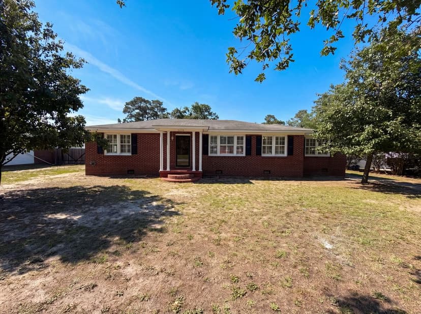3006 Hilldale Rd