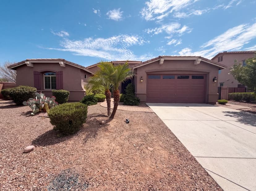 11 W Canyon Way