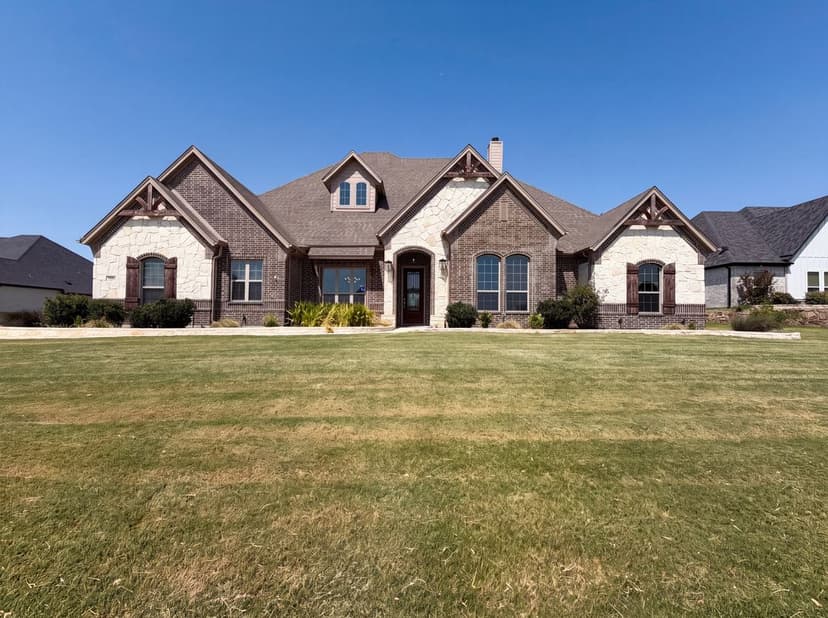 3608 Ridge Point Dr