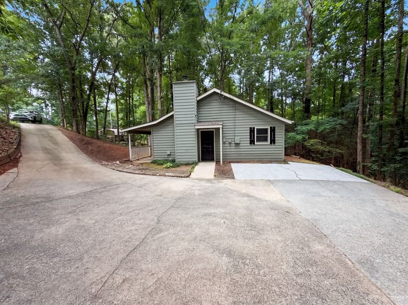 9315 Dogwood Pl