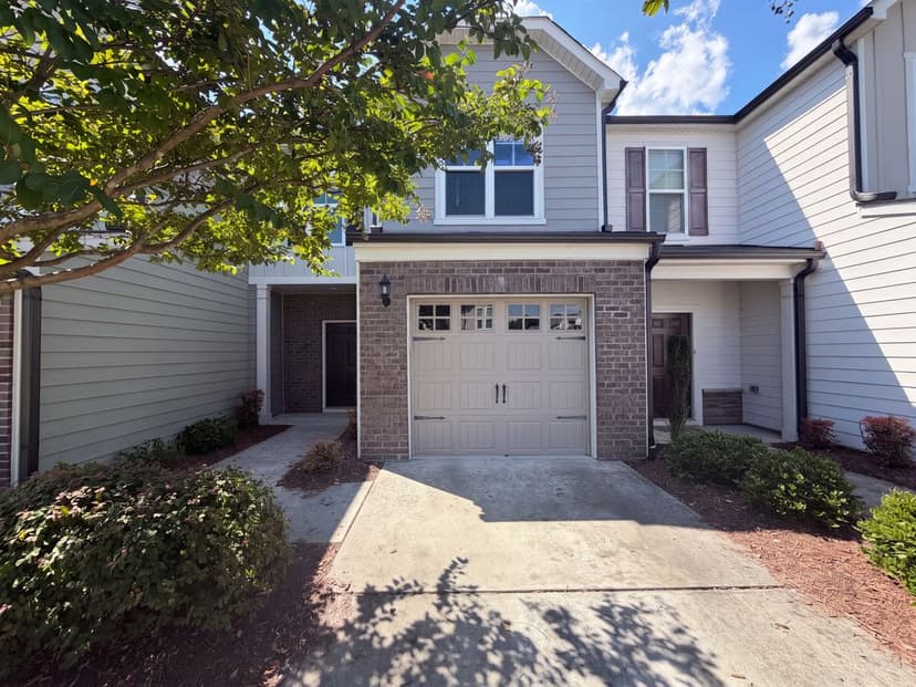 1053 Laceflower Dr