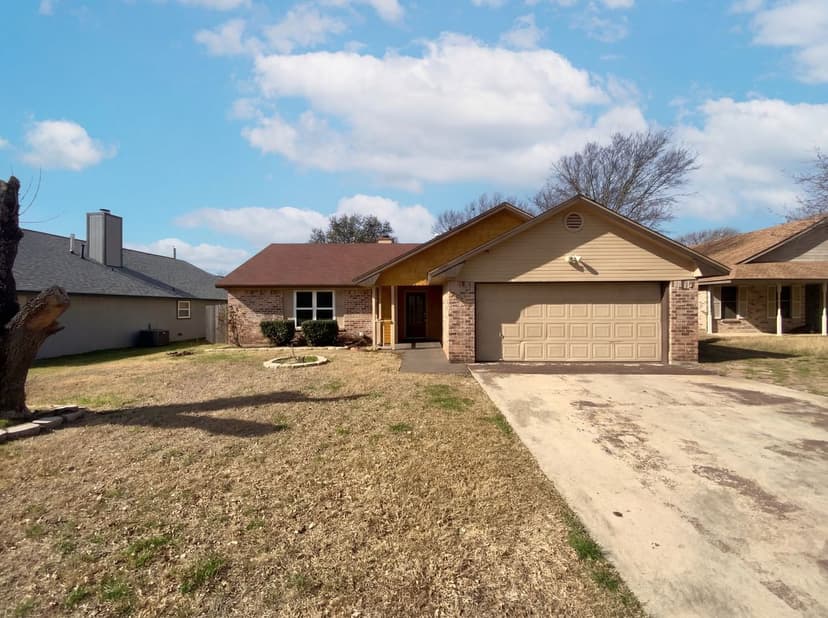 1407 Rose Ave