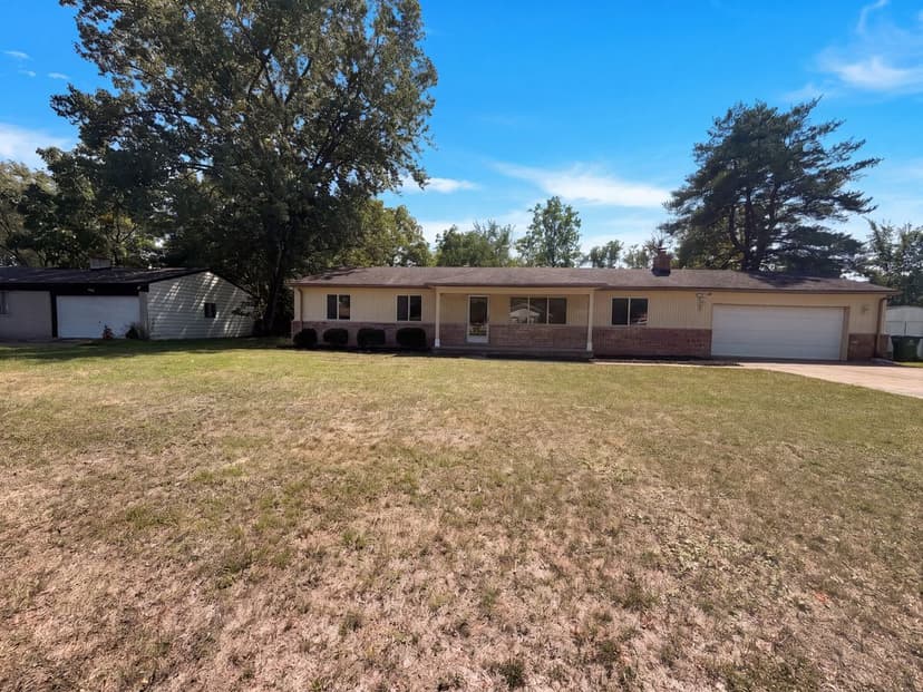 467 Paragon Dr