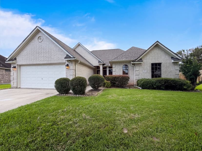 66 Tangerine Ct