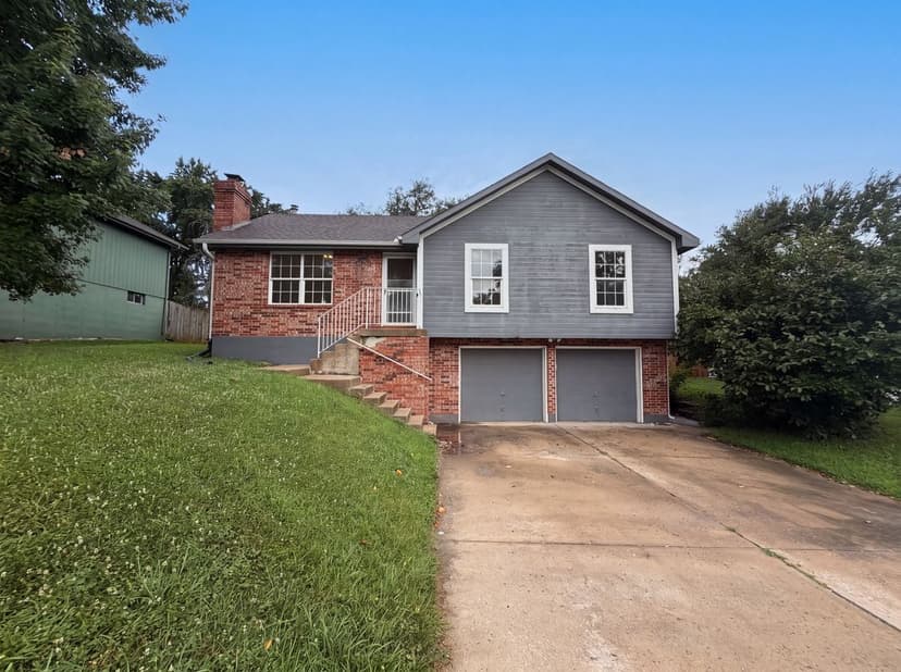 1706 N Lazy Branch Rd