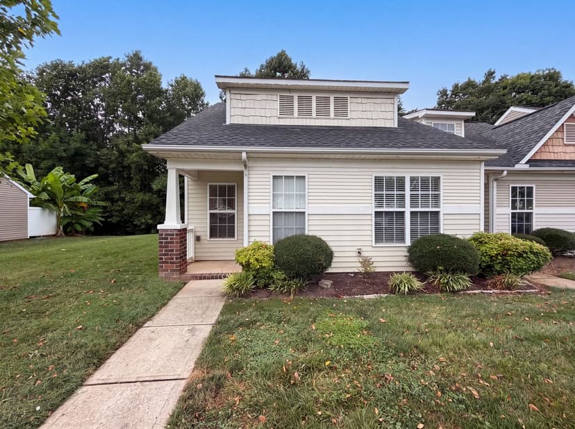 946 Olde Towne Way