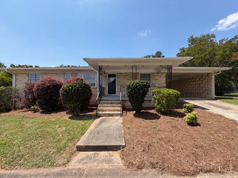 608 E Ryder Ave