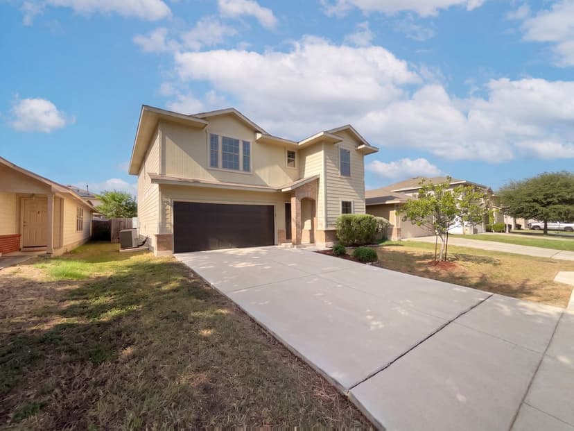 10247 Villa Del Lago