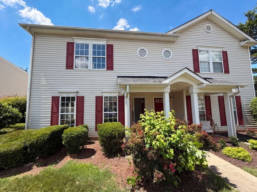 3831 Mohawk Ct