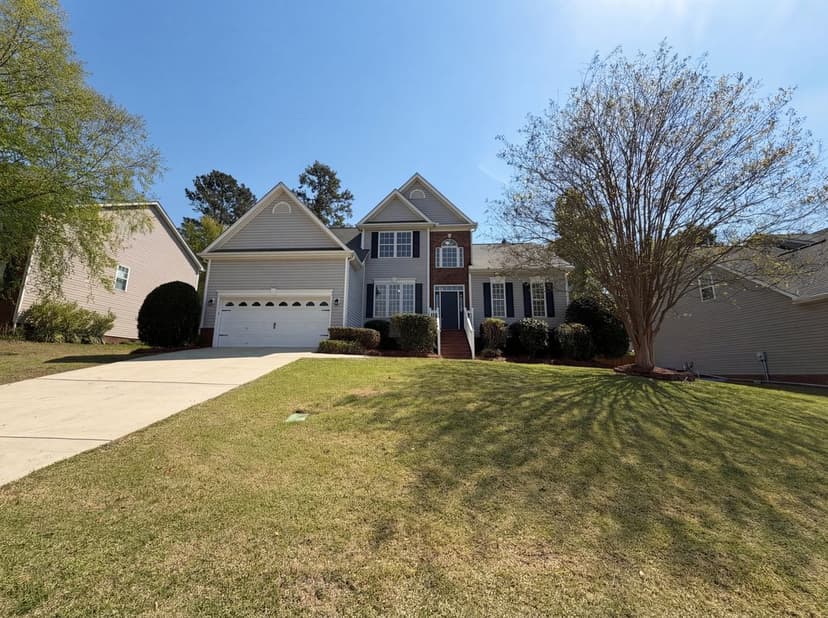 112 Coopers Hawk Cir