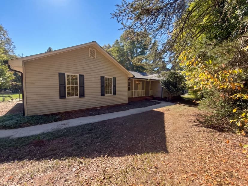 8507 Deer Path Ct