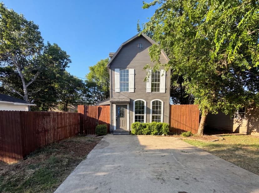 4526 S Horseshoe Trl