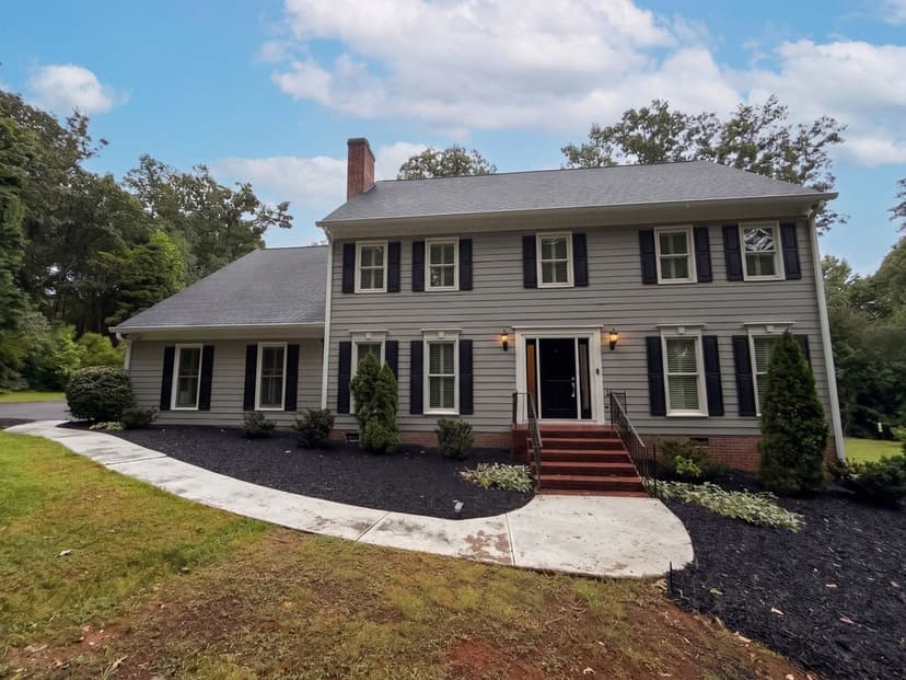 4412 Lazy Dr