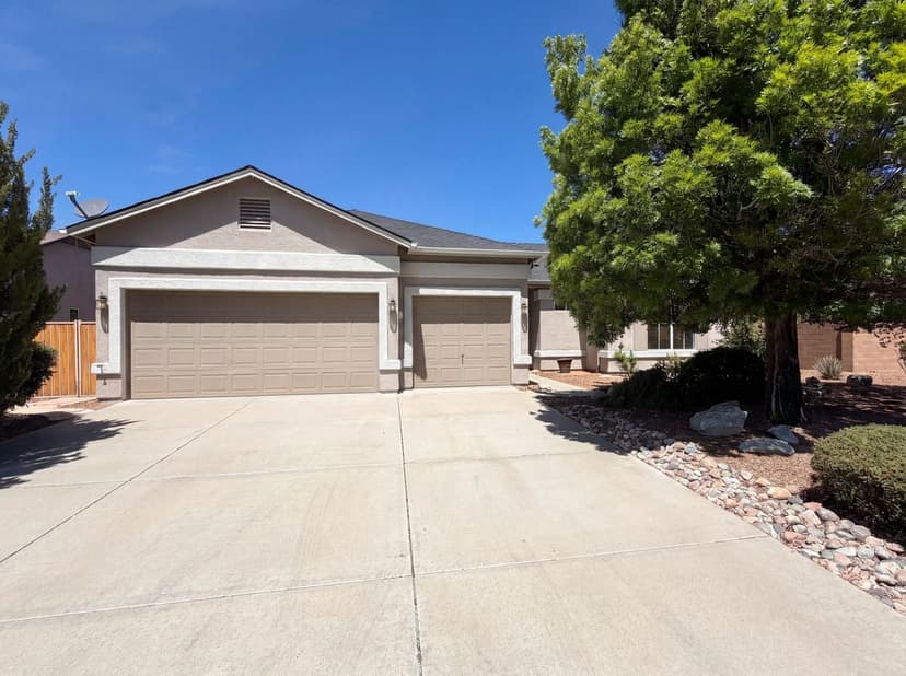 8023 N Sable Way