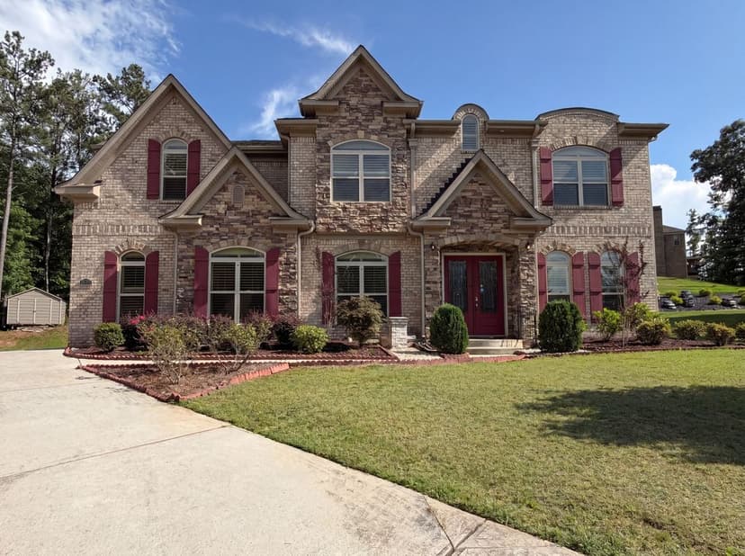 332 Warwick Pl