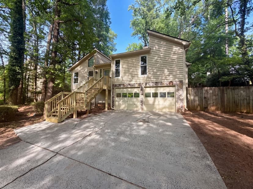 3143 Chase Ct Sw