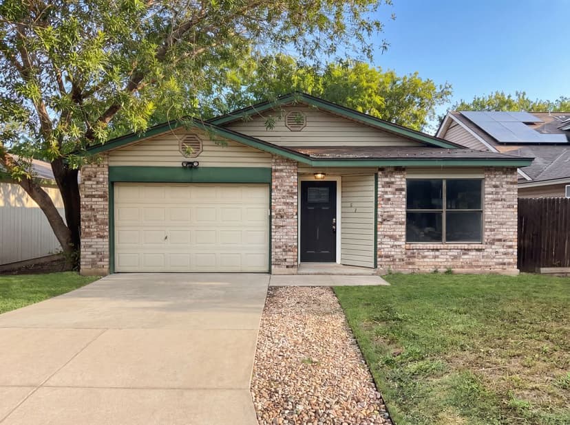 2830 Fisher Field Dr