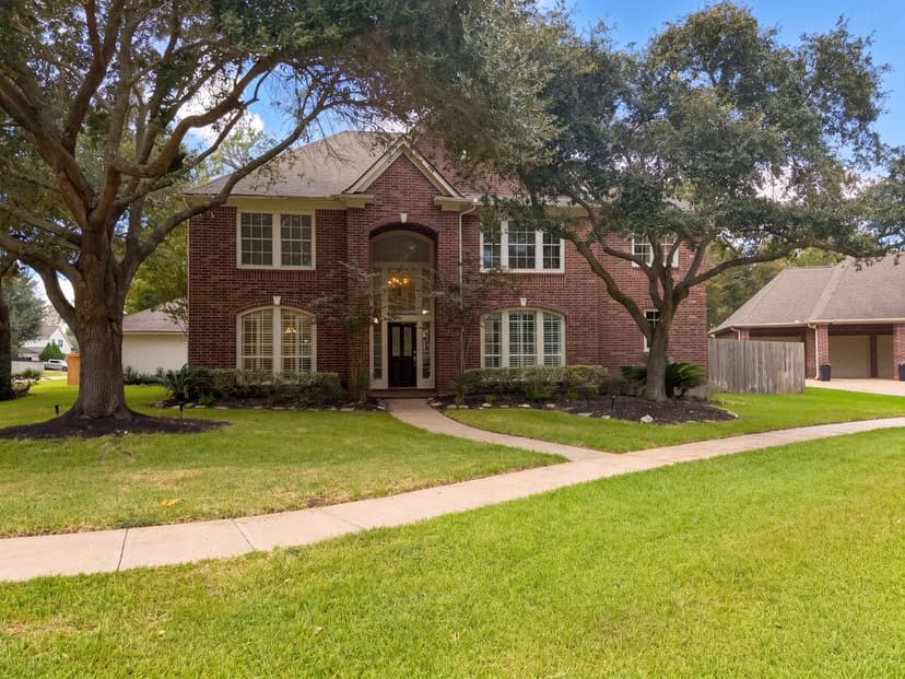 3903 Kenn Ct