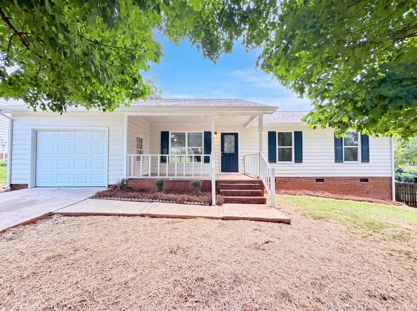 8822 Hunter Green Ln