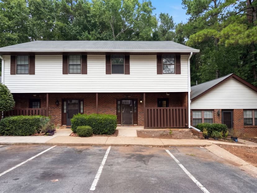 5997 Wintergreen Rd