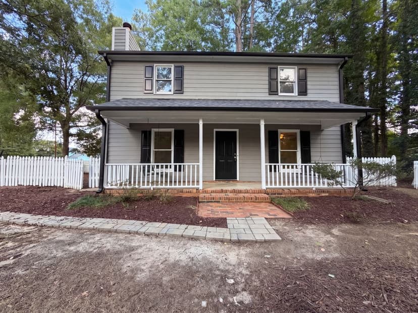 2338 Hillandale Rd