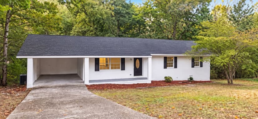 643 Akins Rd