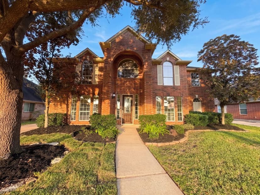 9019 Sunny Ridge Dr