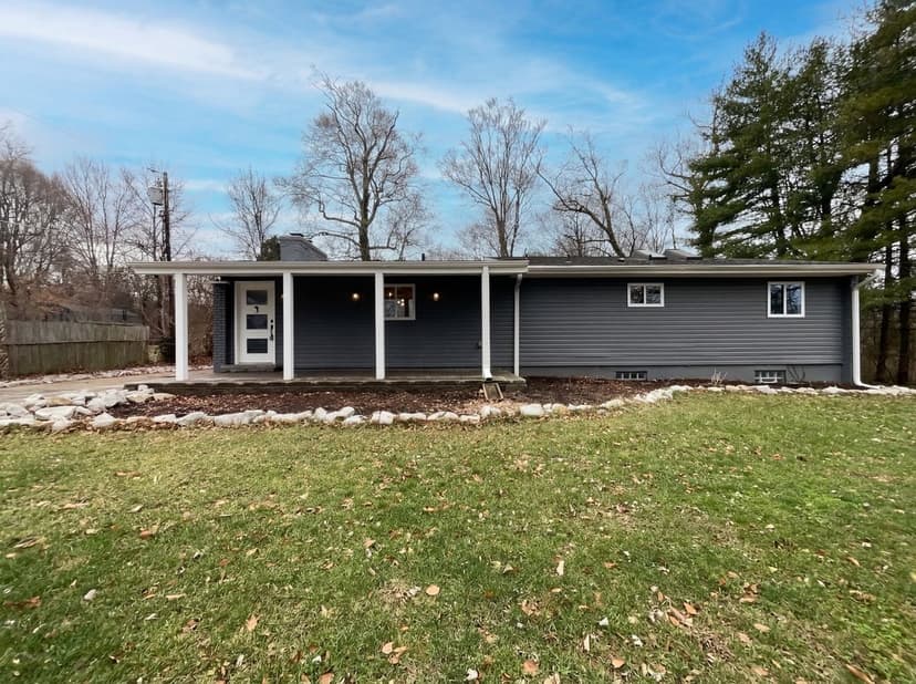 7809 View Place Dr
