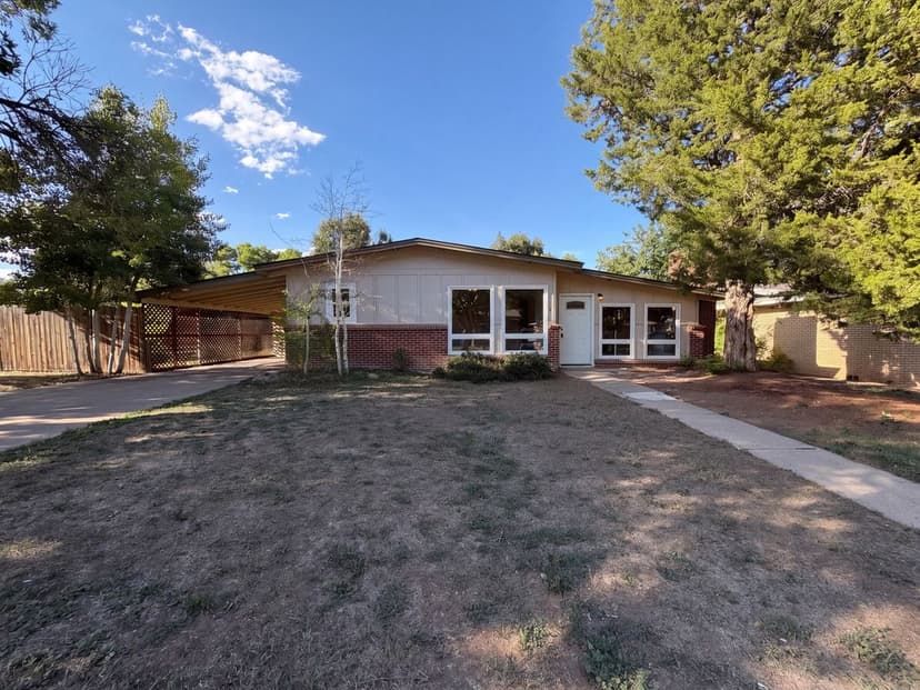 1320 Westward Dr