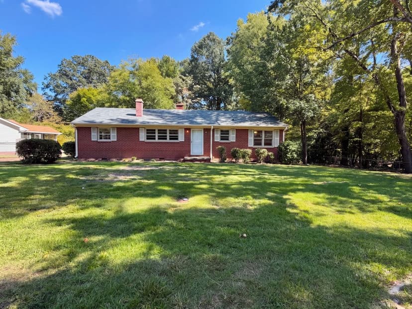 3811 Woodside Rd