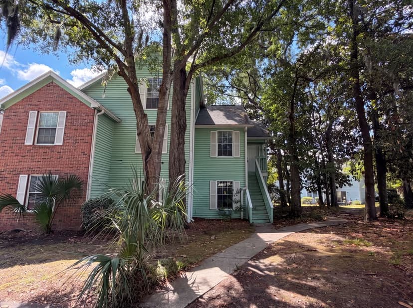6297 Rolling Fork Rd