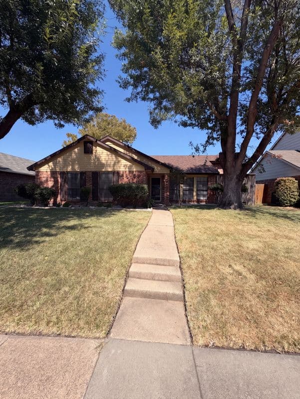 6808 Younger Dr