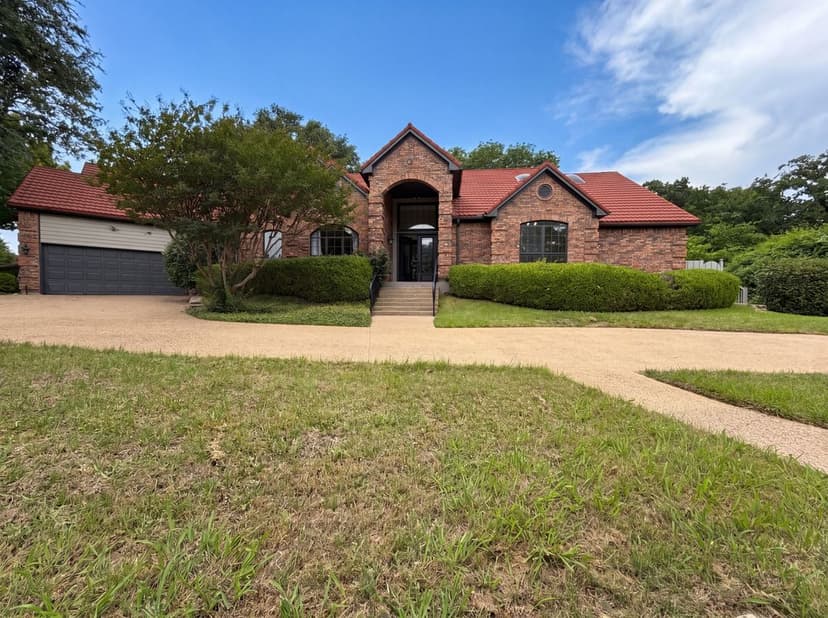 2405 Castle Rock Rd