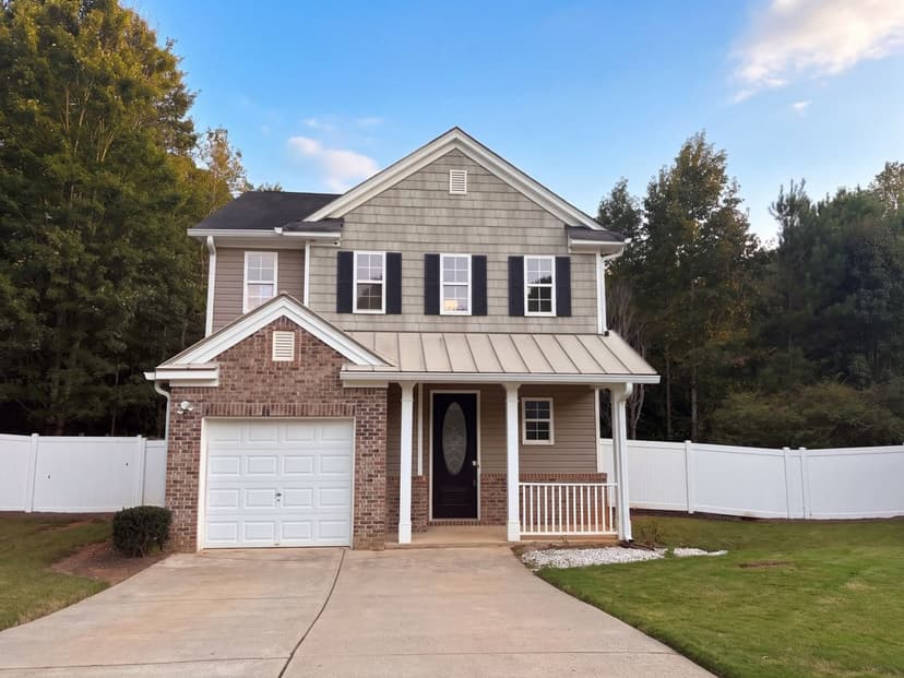 205 Nacoochee Way