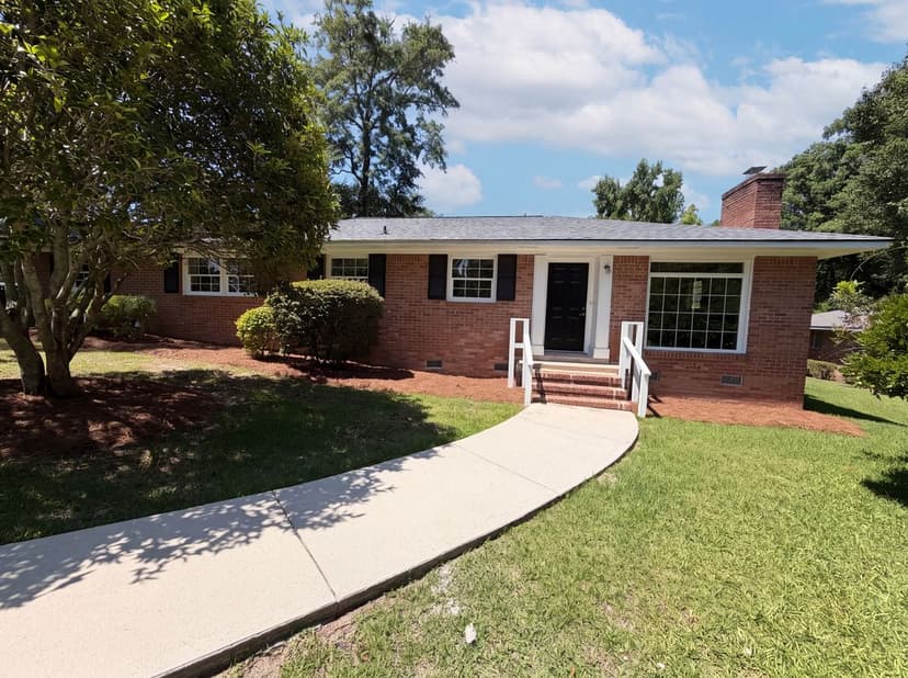104 Round Knob Rd