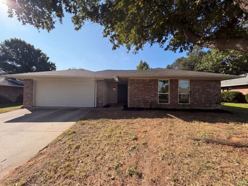502 Anice Ln