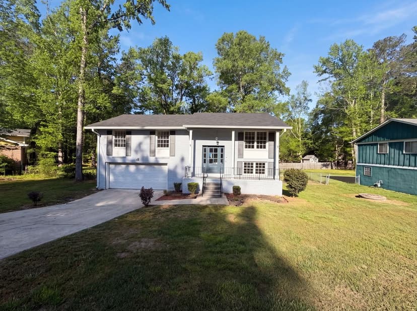 1010 Buckhurst Dr