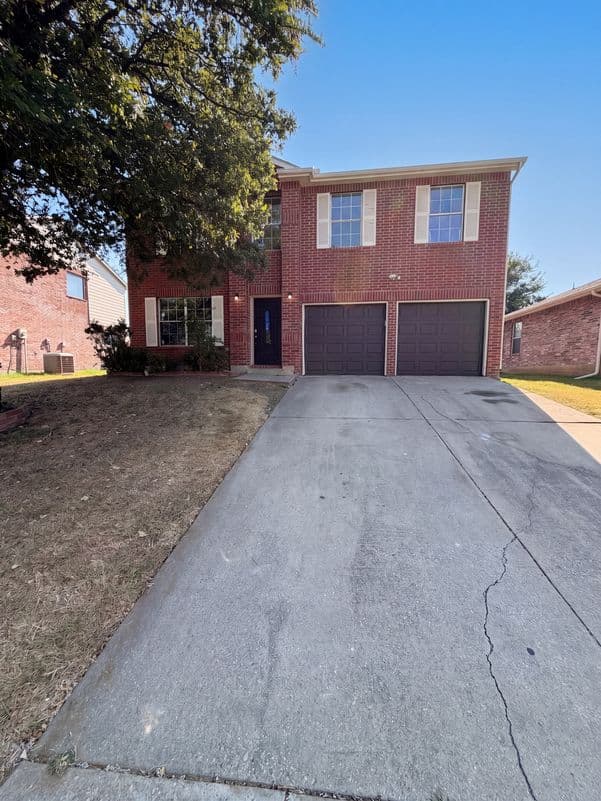 441 Longshore Dr