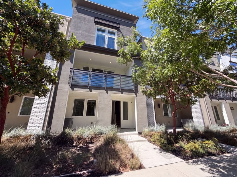 5731 El Dorado Ln