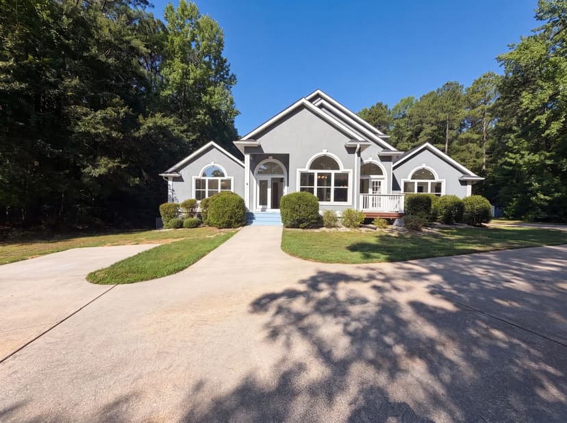 502 Live Oaks Ct
