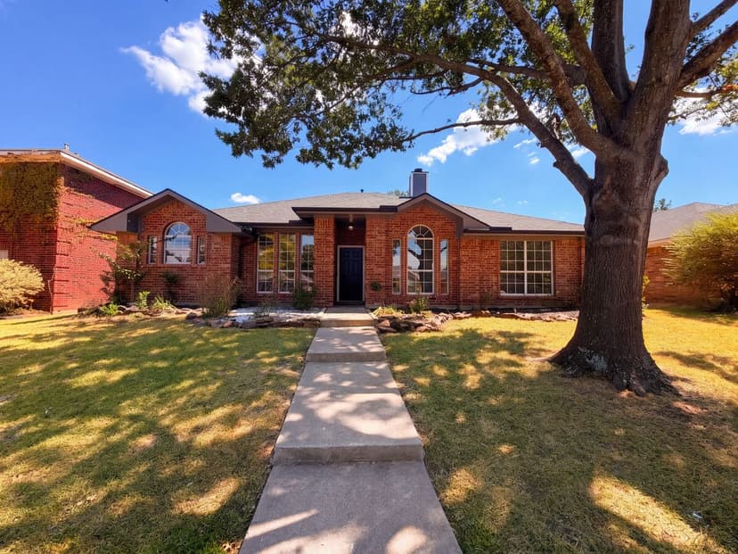 2522 Palisades Pl