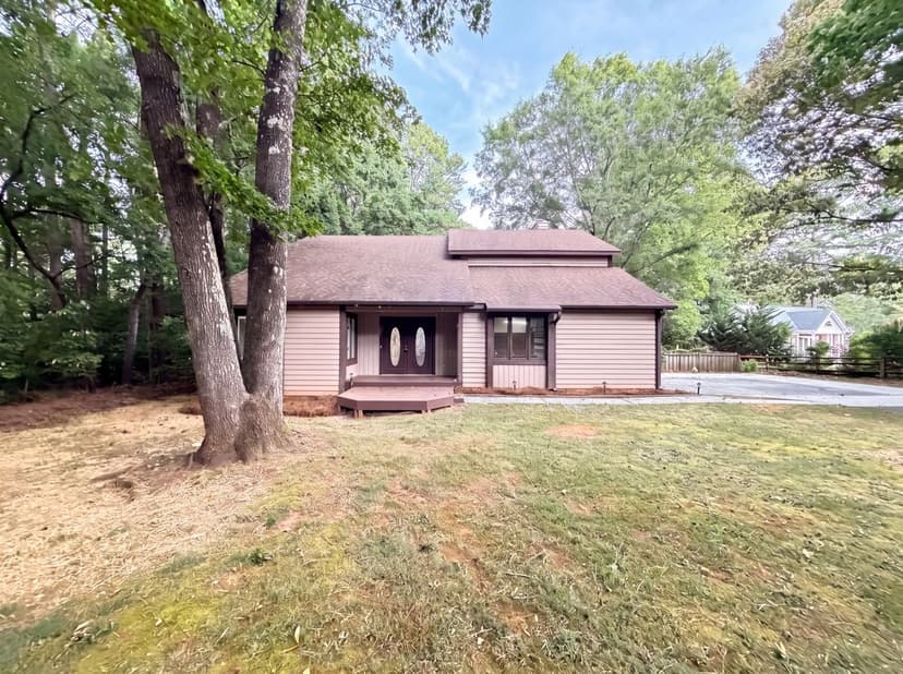 608 Amanda Dr