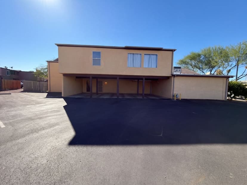 1511 Living Desert Dr