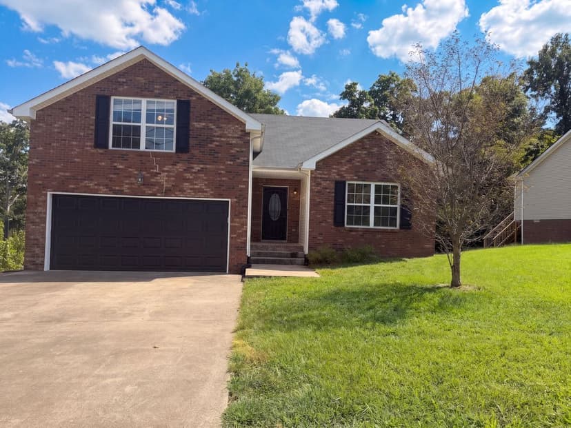 3148 Brook Hill Dr