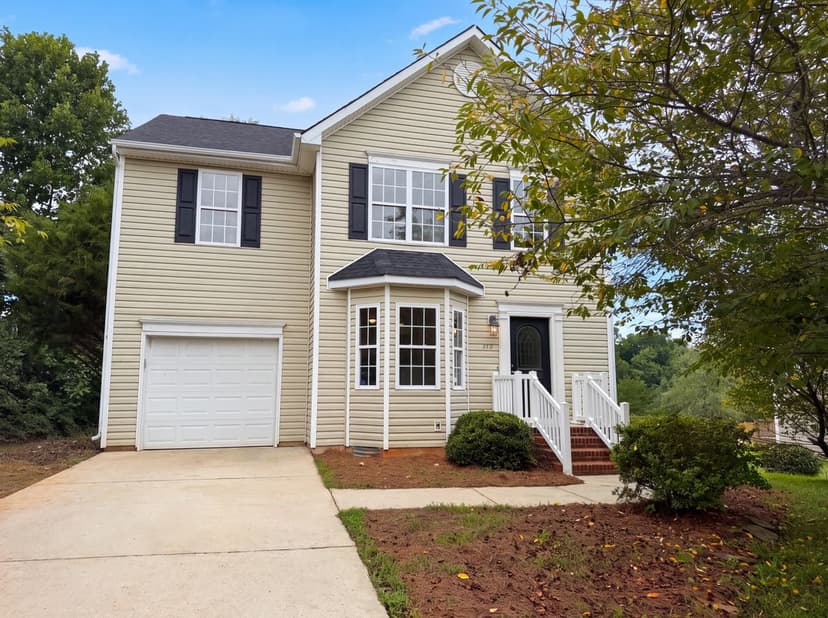 112 Rockbridge Ct