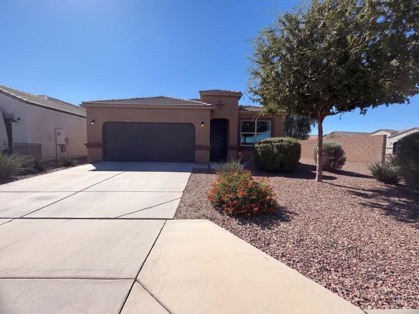 4757 E Rhodium Dr