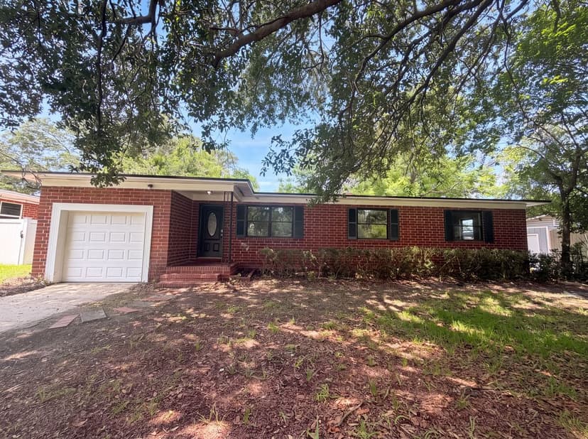 6309 Pine Cove Ln