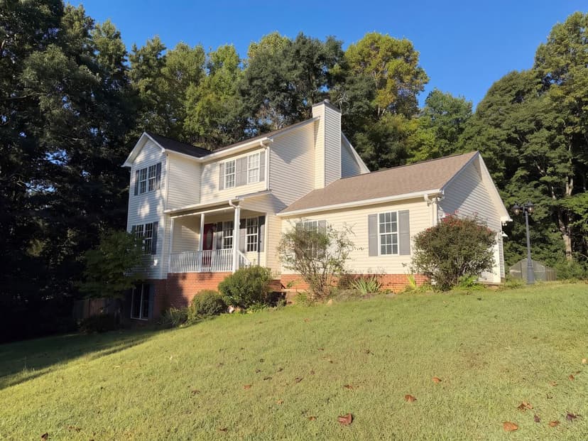 3888 Courtland Cir